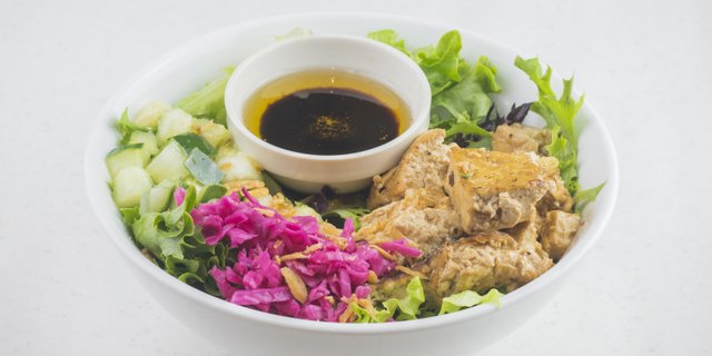Shanghai Scallion Tofu Salad Bowl