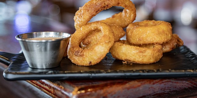 Beer-Battered Onion Rings