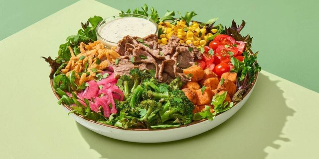 NEW Ultimate Garden Steak Salad Boxed Lunch