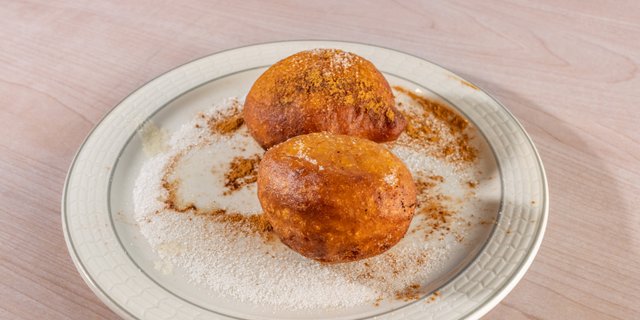 Cinnamon-Dusted Puff Puff