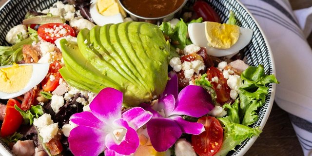 Organic Green Cobb Salad