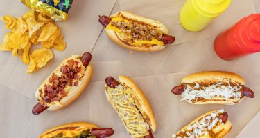 Red's Hotdogs and Beer Garden