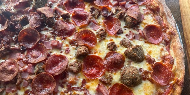 Meatlovers Pizza