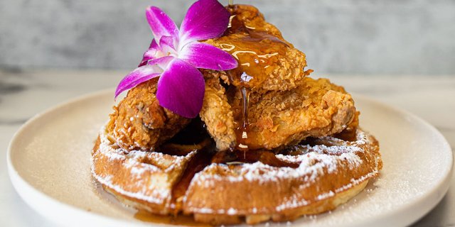 Chicken & Waffles