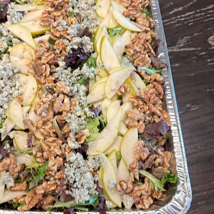 Pear & Gorgonzola Salad