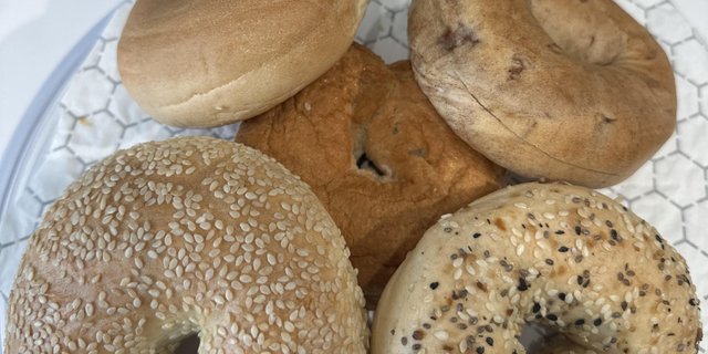 Breakfast Bagels Box