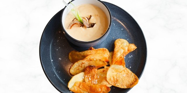 French Onion Dip & Chips