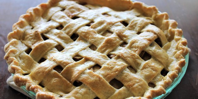 Red Apple Farm Classic Apple Pie