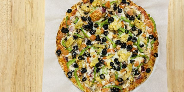 Garden Fresh Veggie Pizza