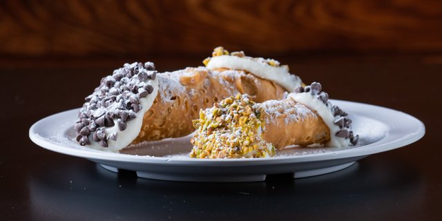 Cannoli
