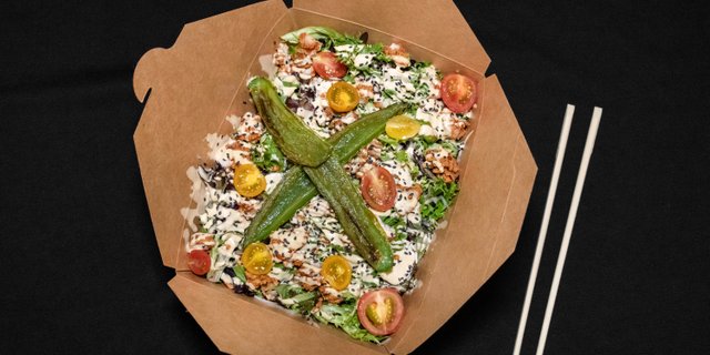 Fried Chicken & Cilantro Salad Box