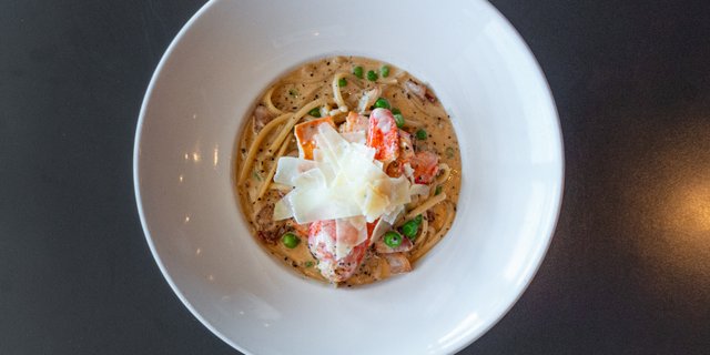 Lobster Carbonara