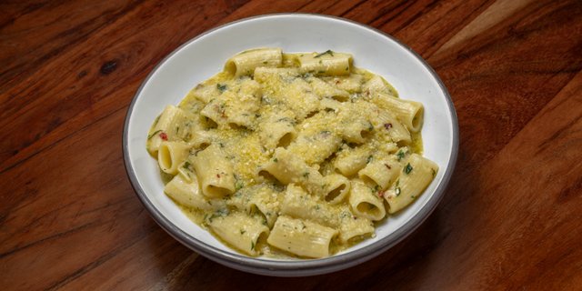Fresh Pasta Limone Pan