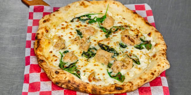 Chicken Florentine Pizza