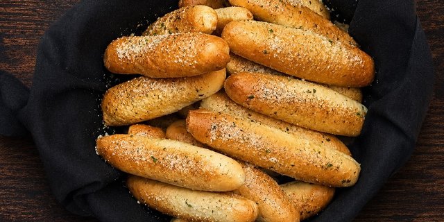 Garlic-Parmesan Breadsticks