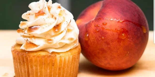Georgia Peach Cupcakes