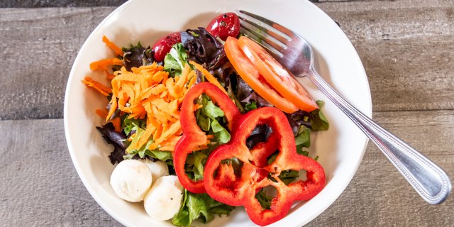 Tossed Garden Salad Tray