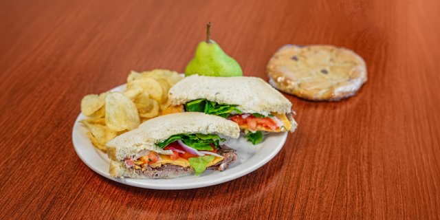 Roast Beef & Cheddar Sandwich Boxed Lunch