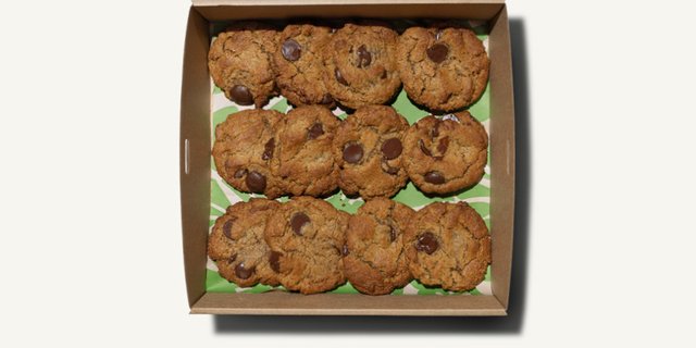 Chocolate Chip Cookie - 12 Pieces