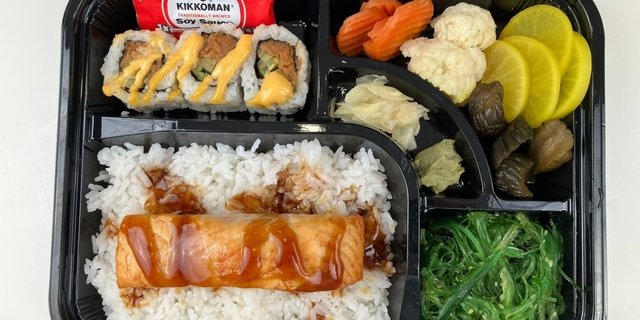 Broiled Salmon Bento Box