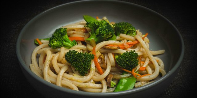 Stir-Fried Udon w/ Vegetables