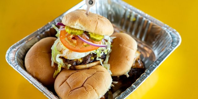 Hatch Cheeseburger