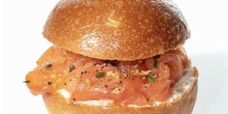 Smoked Salmon w/ Creme Fraiche & Chives