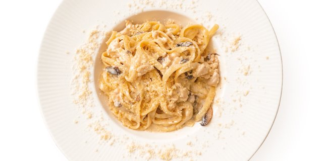 Chicken Fettuccine Alfredo