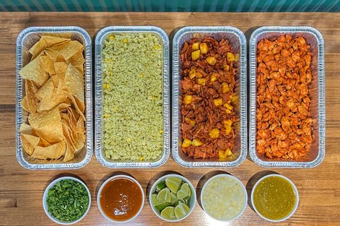 Mediano Taco Bar