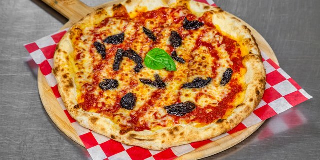 Sweet Street Pizza