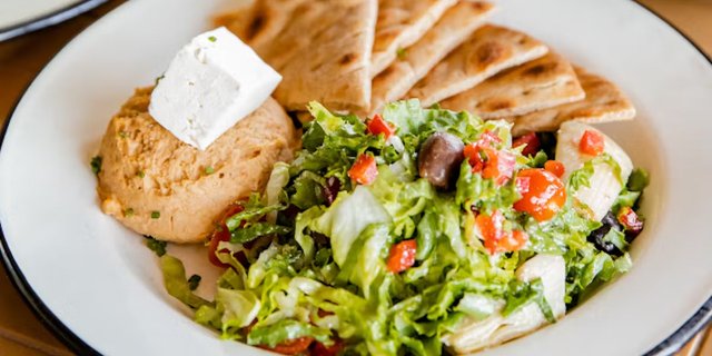 Mediterranean Salad