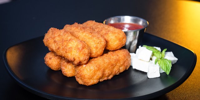 Mozzarella Sticks Tray