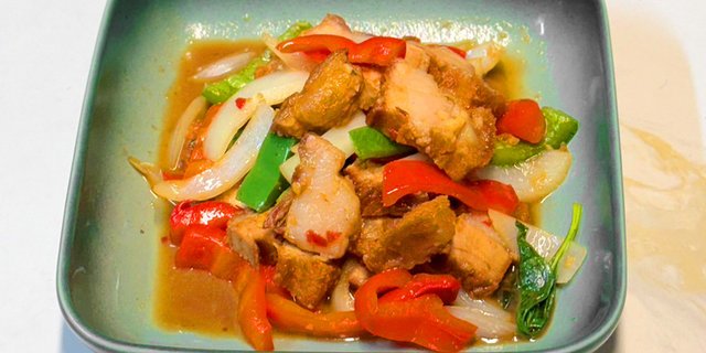 Crispy Pork Belly Basil
