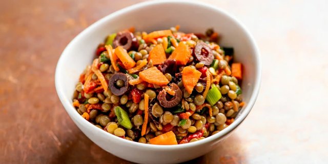 Mediterranean Lentil Salad