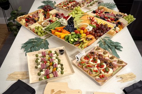 Drop Off Grazing Table for 35