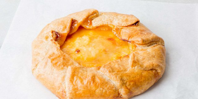 5'' Lemon Cheesecake Pie