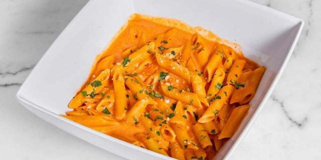 Penne w/ Vodka Sauce