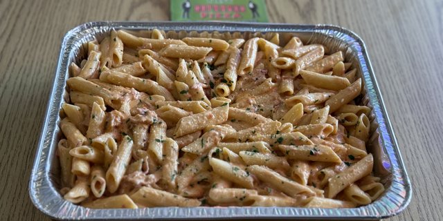 Pasta w/ Vodka Sauce
