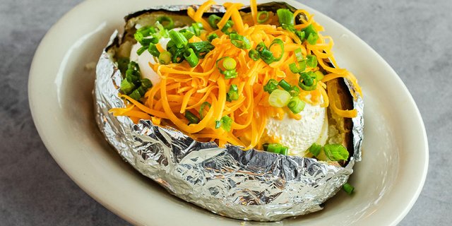Baked Potato Boxed Lunch – Vegetarian & Gluten-Free