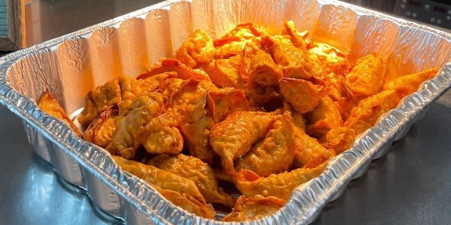 Crispy Chicken & Lemongrass Dumplings