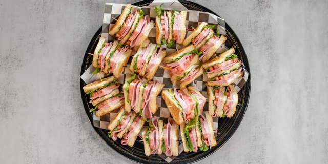 Club Sandwich Tray