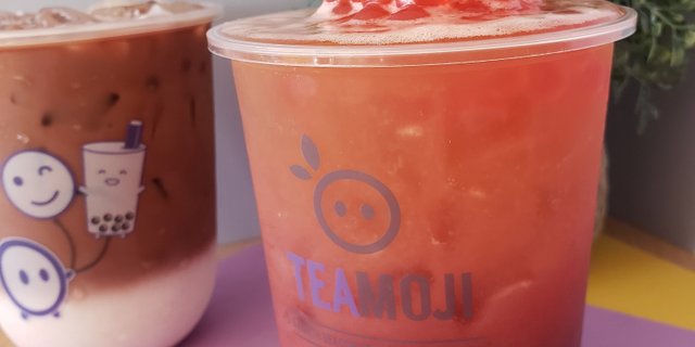 Mighty Strawberry Fruit Tea