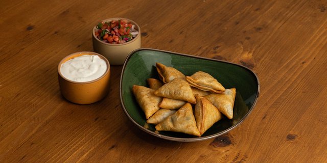 Mini Chicken Quesadilla Cones