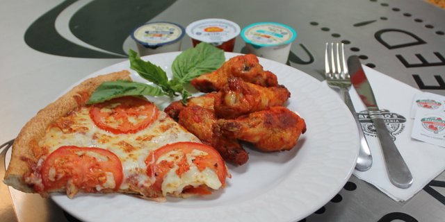 Pizza & Wings For 10 People