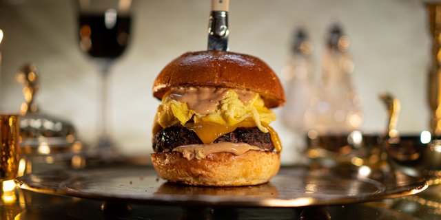 Always Sunny Breakfast Burger Box