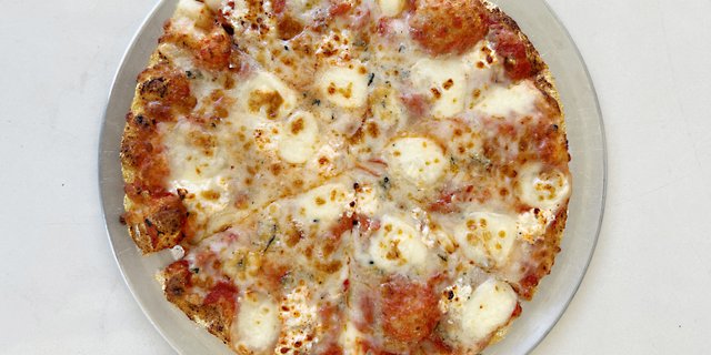 Small McMillian Pizza