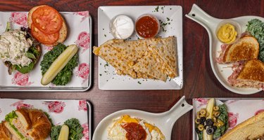 Delicacies Gourmet