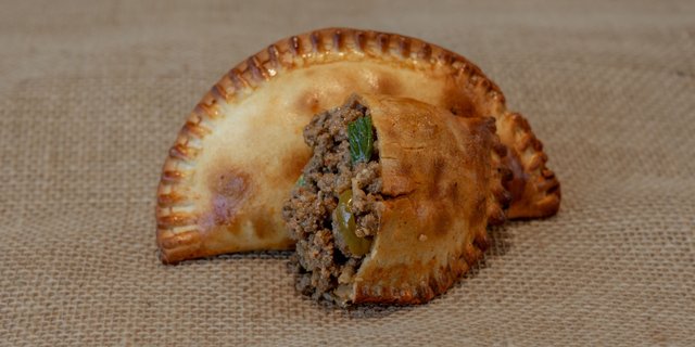 Beef Classico Empanadas