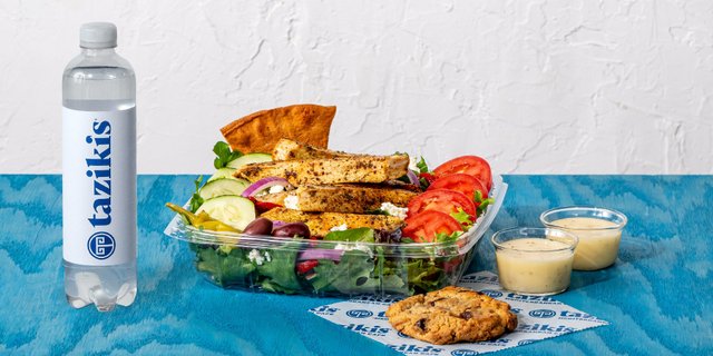 Greek Salad w/ Chicken Deluxe Boxed Lunch