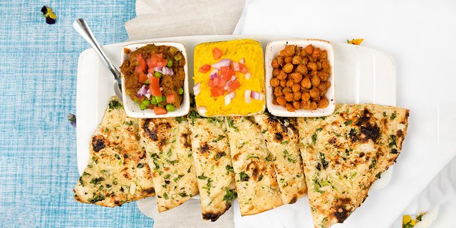 Masala Hummus Platter